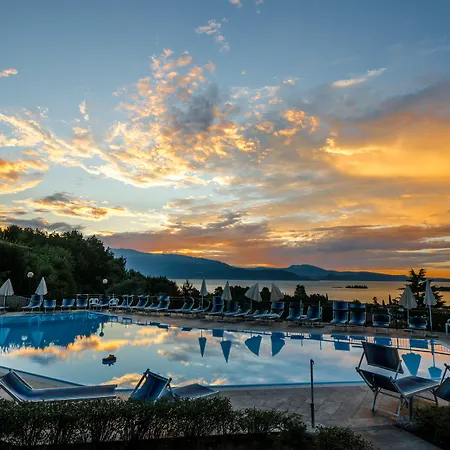 Belvedere 3* Manerba del Garda